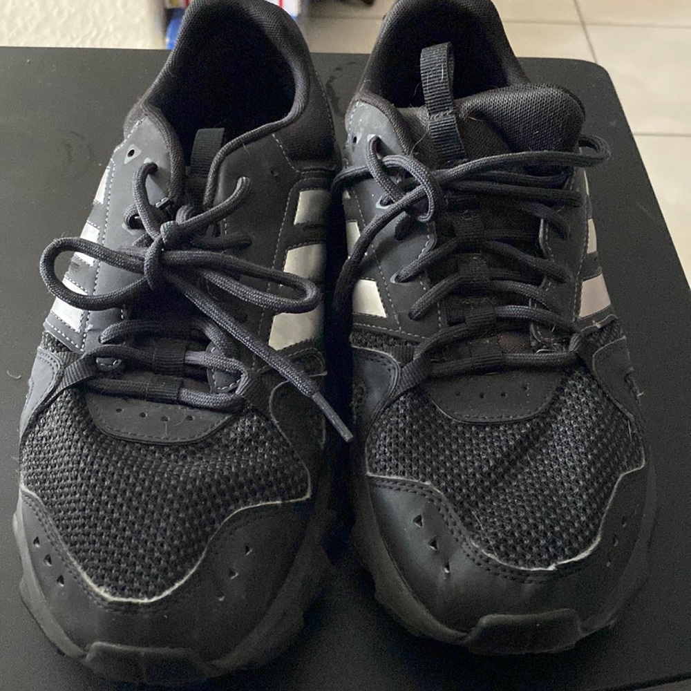Adidas Mens sneakers